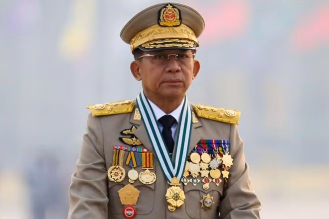 Thống tướng Min Aung Hlaing. Ảnh: Reuters