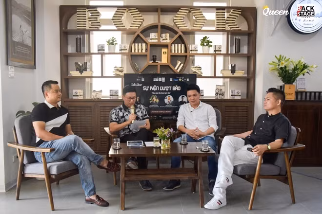 Các diễn giả tại talkshow.