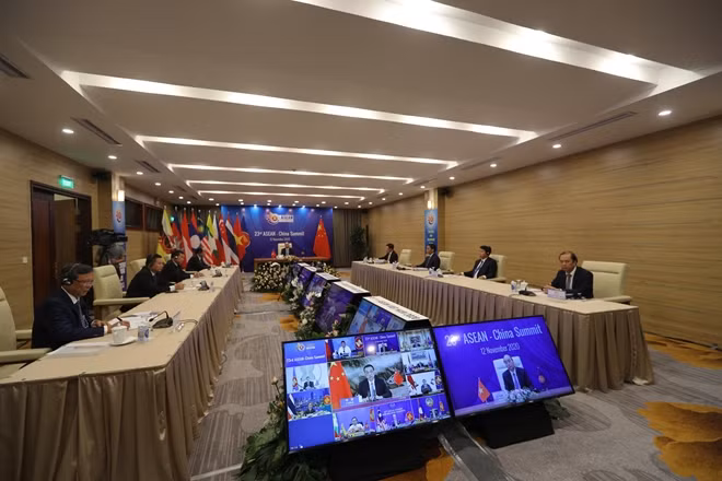 Các nhà lãnh đạo ASEAN và Trung Quốc đã thảo luận nhằm xác định phương hướng hợp tác giữa hai bên.