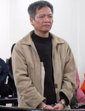 Bị cáo Minh. Bị cáo Minh.