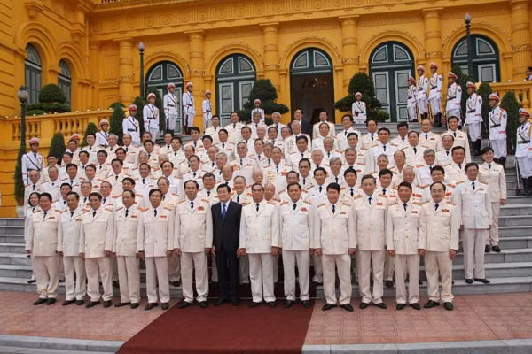 Chủ tịch nước Trương Tấn Sang cùng các đại biểu dự buổi gặp mặt. Ảnh Việt Hưng.
