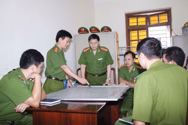 Phòng CSĐT tội phạm về ma túy Công an Bắc Ninh bàn kế hoạch triệt phá một đường dây ma túy.