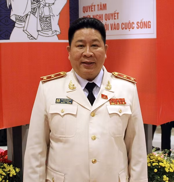 Thứ trưởng Bùi Văn Thành.