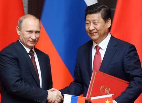 Chủ tịch Tập Cận Bình và Tổng thống Vladimir Putin đã có cái bắt tay mở ra nhiều triển vọng song phương, khẳng định mối quan hệ bạn bè thân thiết.