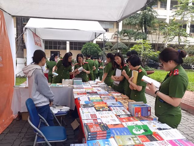 Đẩy mạnh học tập suốt đời tại các thư viện, bảo tàng ảnh 3
