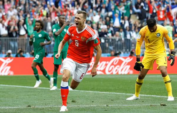 Cầu thủ vào sân thay người Cheryshev bất ngờ trở thành người hùng của đội Nga ở trận khai mạc với 1 cú đúp.