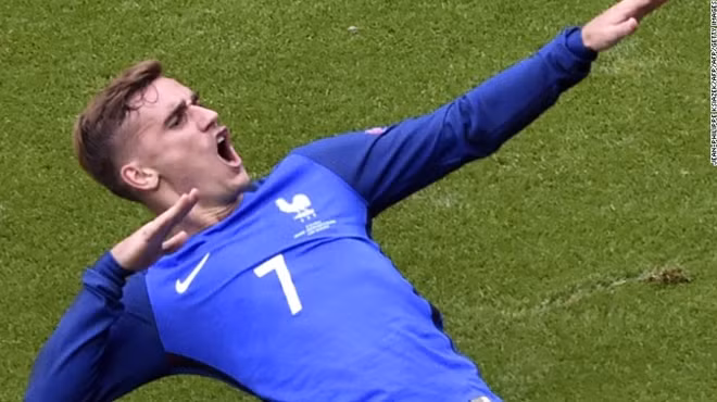 Griezmann là ngôi sao sáng bên phía đội tuyển Pháp.