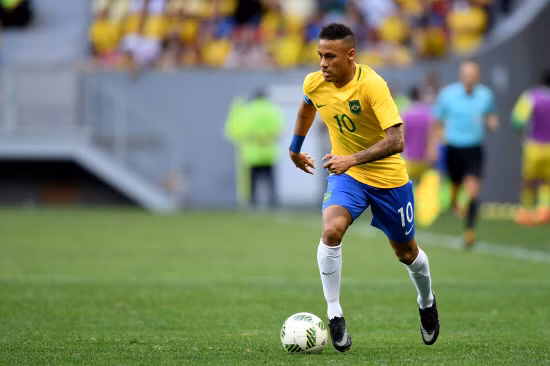 Neymar là cầu thủ được kỳ vọng nhất bên phía các cầu thủ Brazil.