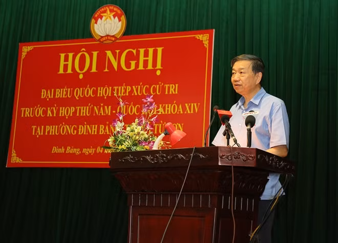 Bộ trưởng Tô Lâm phát biểu tại buổi tiếp xúc cử tri