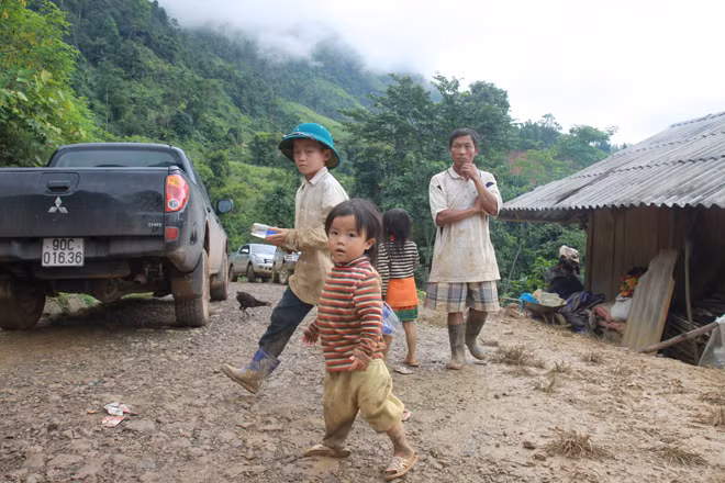 Trẻ em vẫn là đối tượng chịu nhiều thiệt thòi nhất.