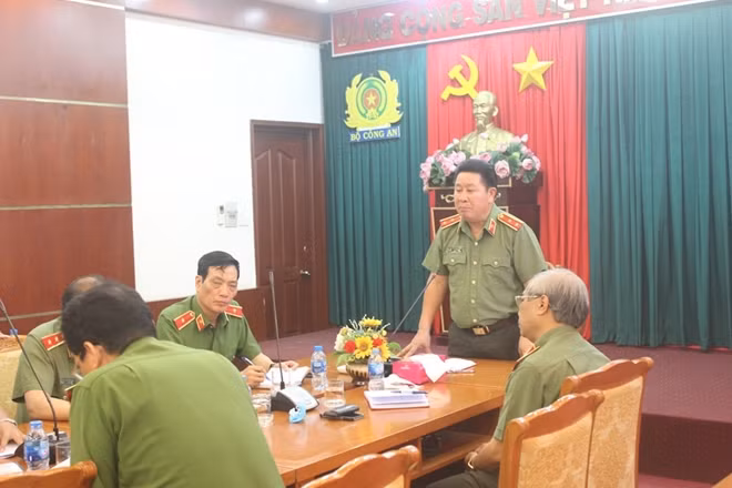 Thứ trưởng Bùi Văn Thành phát biểu chỉ đạo