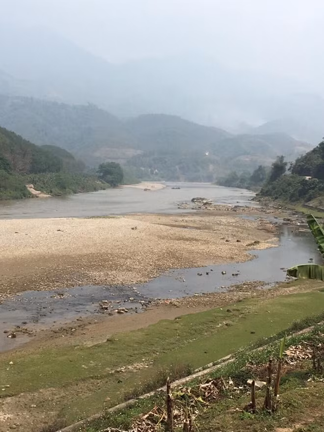 Đoạn sông Hồng phát hiện xác nạn nhân