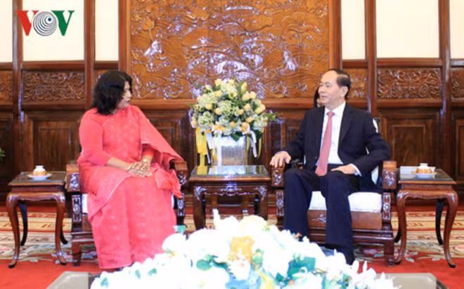 Chủ tịch nước Trần Đại Quang tiếp Đại sứ Bangladesh Samina Naz. Ảnh: VOV