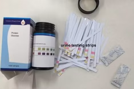 Nhiều đầu mối cung cấp ở Trung Quốc giấu fentanyl trong các bưu kiện trước khi gửi sang Canada. Đôi khi họ còn giấu thuốc trong các miếng thử nước tiểu.