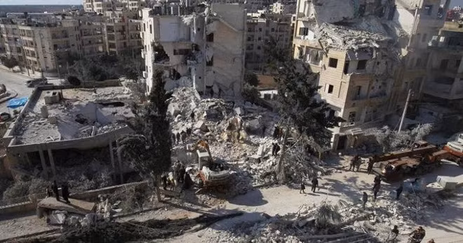 Hiện trường một vụ đánh bom ở tỉnh Idlib.