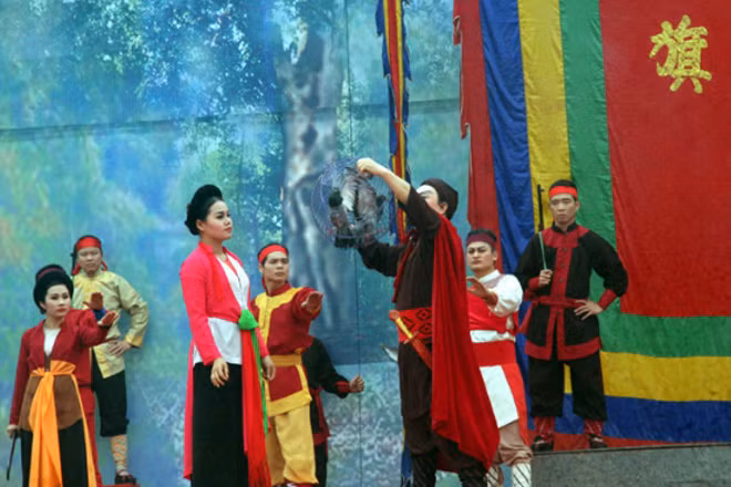 Thả chim trong Lễ kỷ niệm.