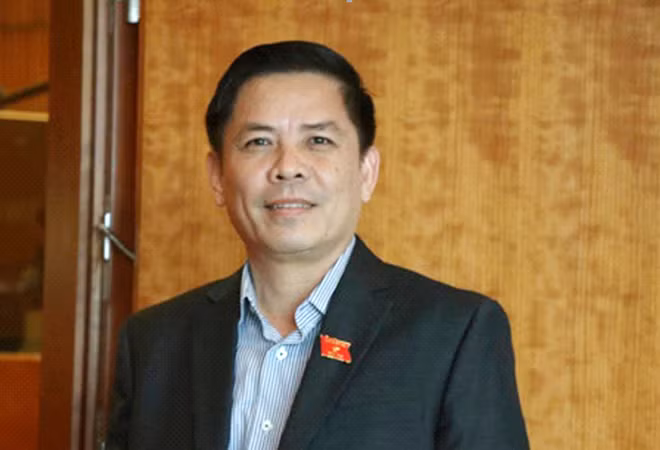 Bộ trưởng Bộ Giao thông vận tải Nguyễn Văn Thể. Bộ trưởng Bộ Giao thông vận tải Nguyễn Văn Thể.