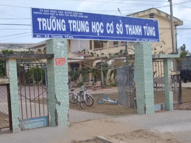 Trường THCS Thanh Tùng, nơi xảy ra vụ việc sai phạm về tài chính.