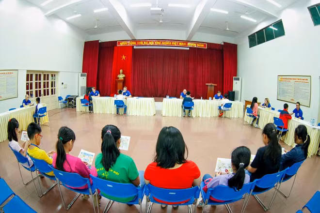 Việc tổ chức quá nhiều cuộc thi không cần thiết trong nhà trường là cơ hội để bệnh thành tích có thêm đất sống. Ảnh: minh họa.