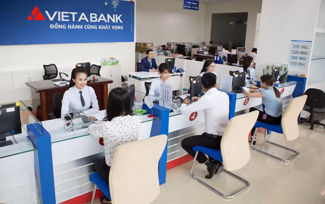 Lãi suất cho vay ở Việt Nam vẫn ở mức cao.