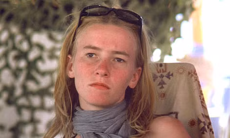 Rachel Corrie, nạn nhân bị sát hại ở Israel. Rachel Corrie, nạn nhân bị sát hại ở Israel.