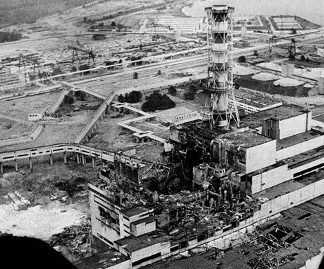 Khung cảnh nhà máy điện hạt nhân Chernobyl 2-3 ngày sau khi thảm họa xảy ra.