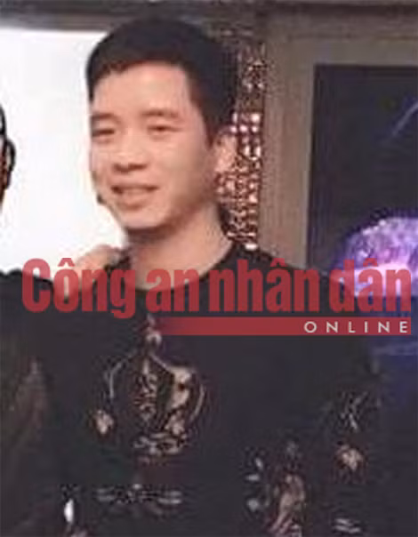 Đối tượng Vũ Huy Dũng. Đối tượng Vũ Huy Dũng.