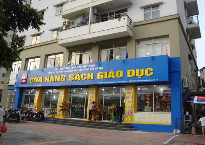 NXBGDVN đầu tư dàn trải, thực hiện hoạt động đầu tư vào nhiều ngành, nghề kinh doanh không phải là ngành, nghề kinh doanh chính.