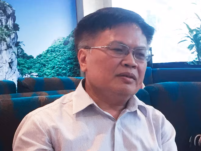TS Nguyễn Đình Cung.