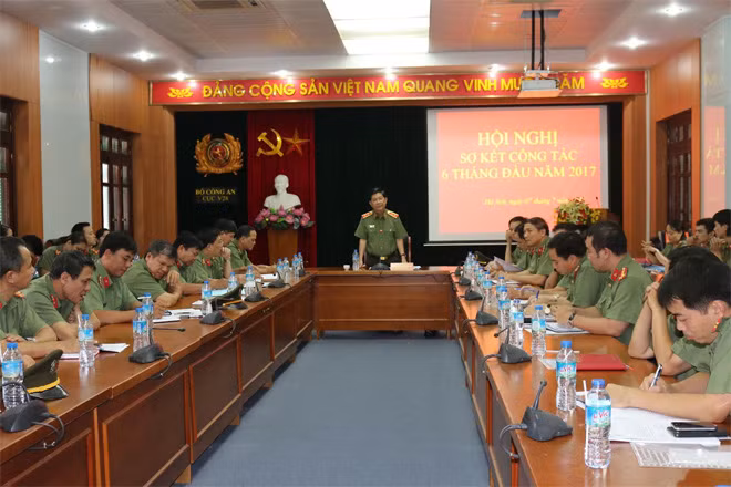 Toàn cảnh Hội nghị sơ kết 6 tháng đầu năm 2017