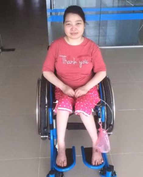 Chị Nguyễn Thị Quyên rất cần sự giúp đỡ để có điều kiện chữa bệnh.