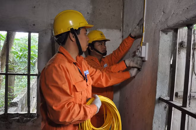 Trong tháng tri ân khách hàng, EVN sẽ có nhiều hoạt động hướng tới cộng đồng.