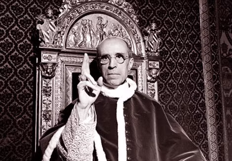 Giáo hoàng Pius XII (1876-1958).