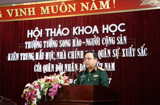 Thượng tướng Lê Chiêm phát biểu chỉ đạo Hội thảo.