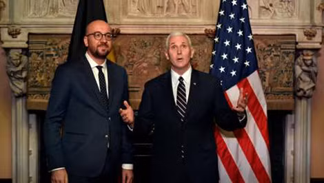 Thủ tướng Bỉ Charles Michel (trái) và Phó Tổng thống Mỹ Mike Pence tại Bruxelles. Thủ tướng Bỉ Charles Michel (trái) và Phó Tổng thống Mỹ Mike Pence tại Bruxelles.