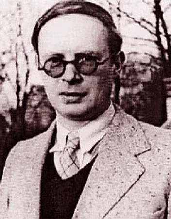 Nhà báo Frederick Voigt, người đã giới thiệu Krystyna Skarbek với tình báo Anh. Nhà báo Frederick Voigt, người đã giới thiệu Krystyna Skarbek với tình báo Anh.