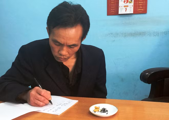 Trần Mạnh Hùng. Trần Mạnh Hùng.