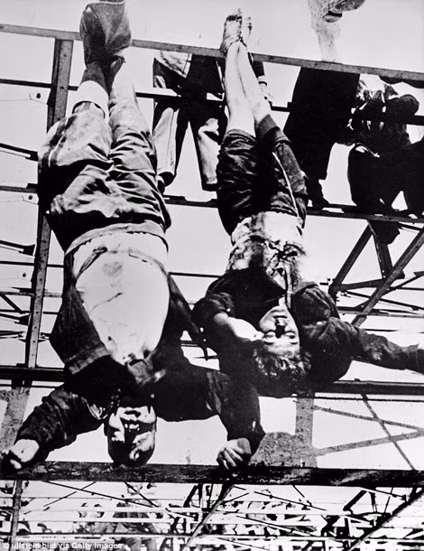 Thi thể Mussolini và người tình bị treo ngược.