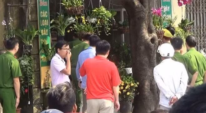 Hiện trường cửa hàng hoa xảy ra vụ khống chế con tin.