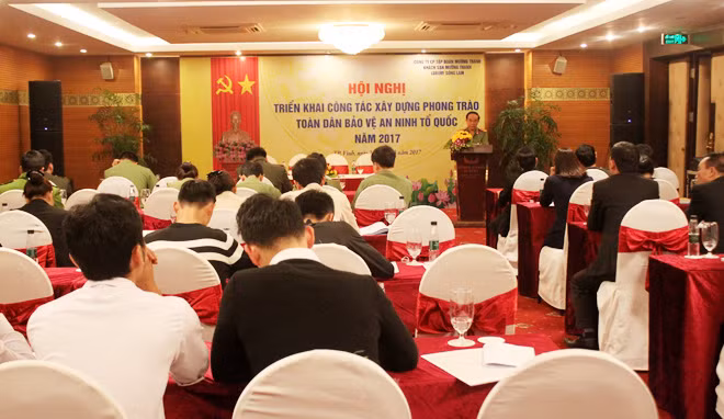 Toàn cảnh hội nghị.
