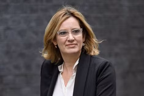 Bộ trưởng Nội vụ Amber Rudd.