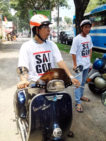 Chơi Vespa cổ như một cách khơi gợi tiềm thức.