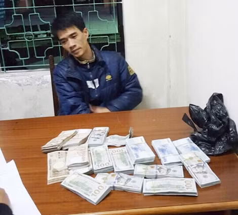 Đối tượng và tang vật.