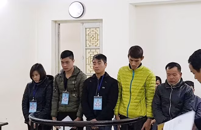 Các bị cáo tại phiên xử. Các bị cáo tại phiên xử.