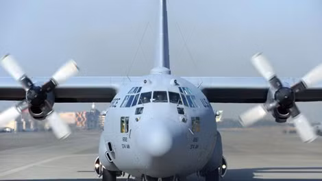 Mỹ muốn biến máy bay vận tải cỡ lớn C-130 thành tàu sân bay trên không.