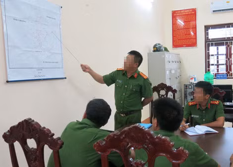 Một cuộc họp triển khai công tác trinh sát.