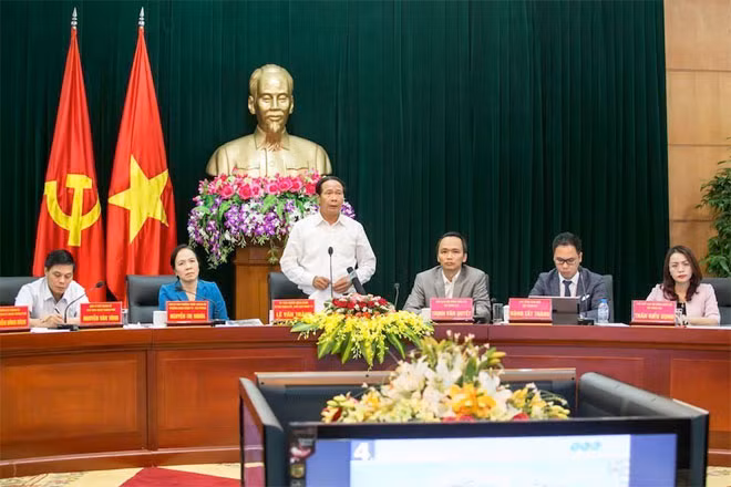 Bí thư Thành Ủy Hải Phòng Lê Văn Thành khẳng định thành phố cam kết tạo mọi điều kiện thuận lợi để triển khai Dự án.
