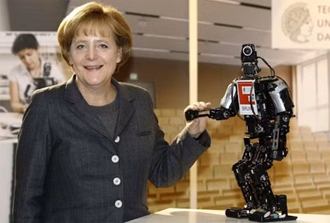Thủ tướng Đức A.Merkel đặc biệt khuyến khích phát triển công nghiệp 4.0.