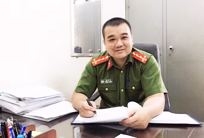 Đại úy Bùi Anh Vũ. Đại úy Bùi Anh Vũ.