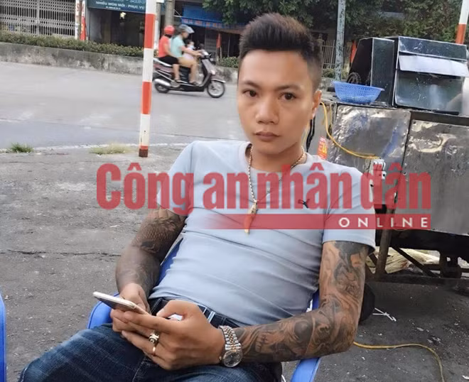 Đối tượng Đoàn Đức Tiến. Đối tượng Đoàn Đức Tiến.